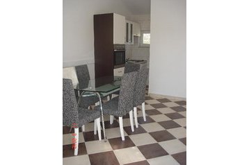 Croaţia Privát Vinišće, Exteriorul